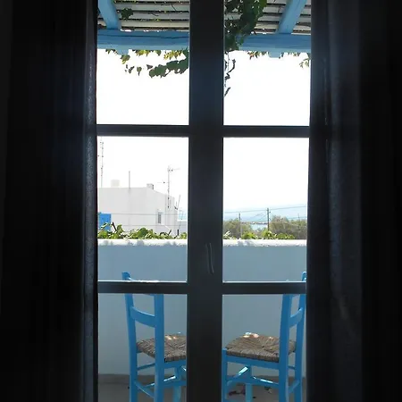 Lefkes Парос