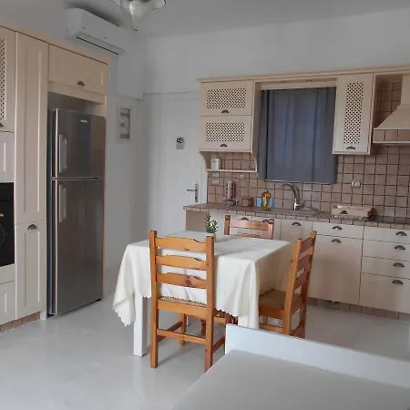 Lefkes 4*